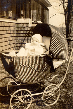 История детских колясок в фотографиях - 1931 год
