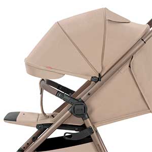 Прогулочная коляска Carrello Bravo Lite