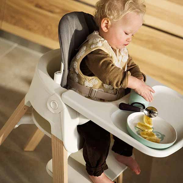 Стульчик для кормления Stokke Steps